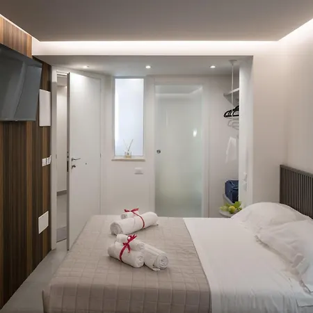 Charming 招待所 陶尔米纳