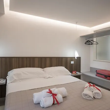 Charming 陶尔米纳